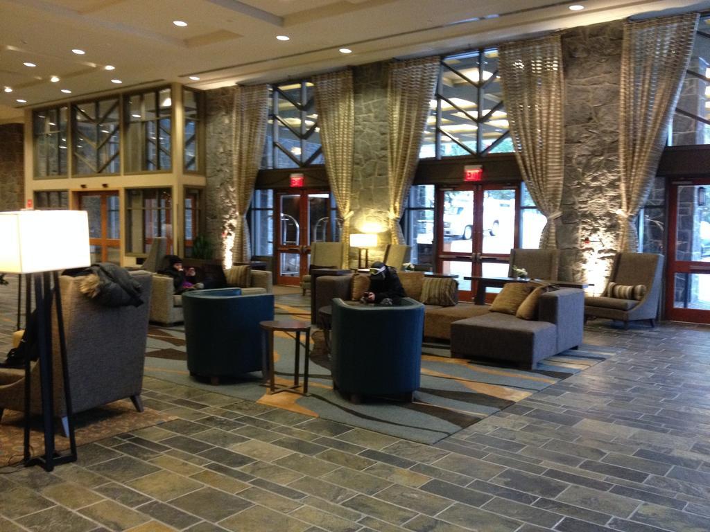 The Westin By Latour Aparthotel Whistler Bagian luar foto