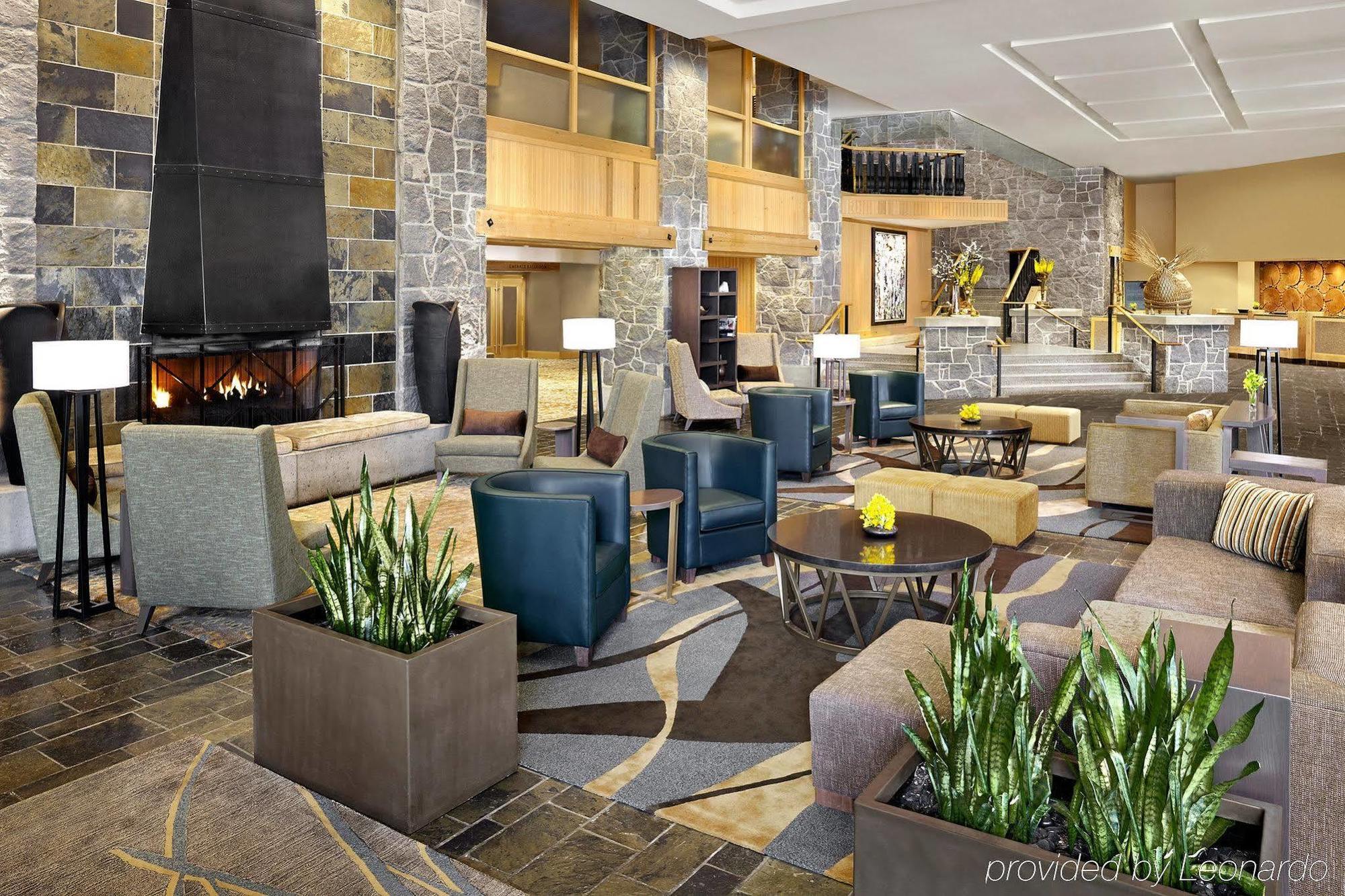 The Westin By Latour Aparthotel Whistler Bagian luar foto
