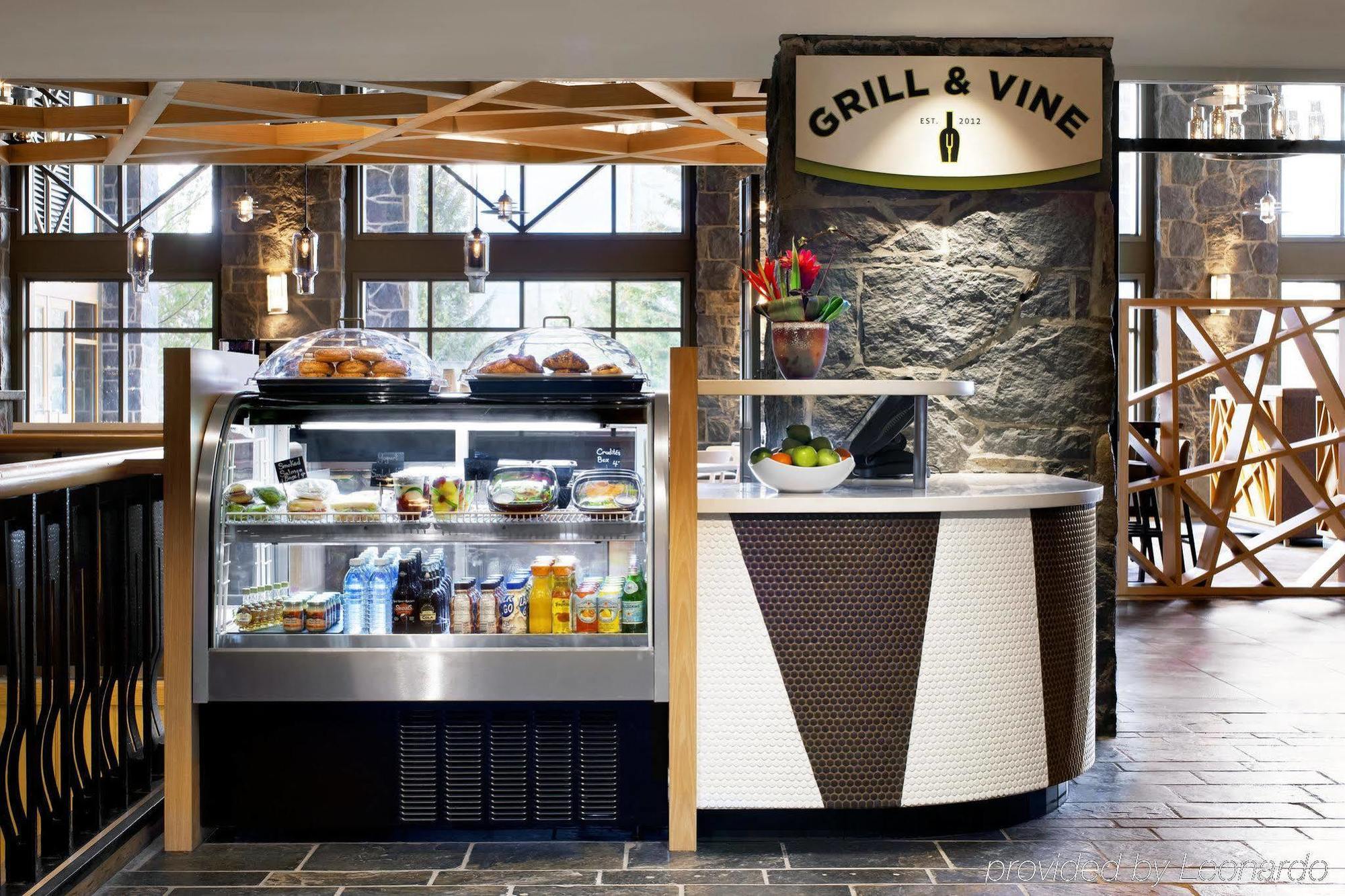The Westin By Latour Aparthotel Whistler Bagian luar foto