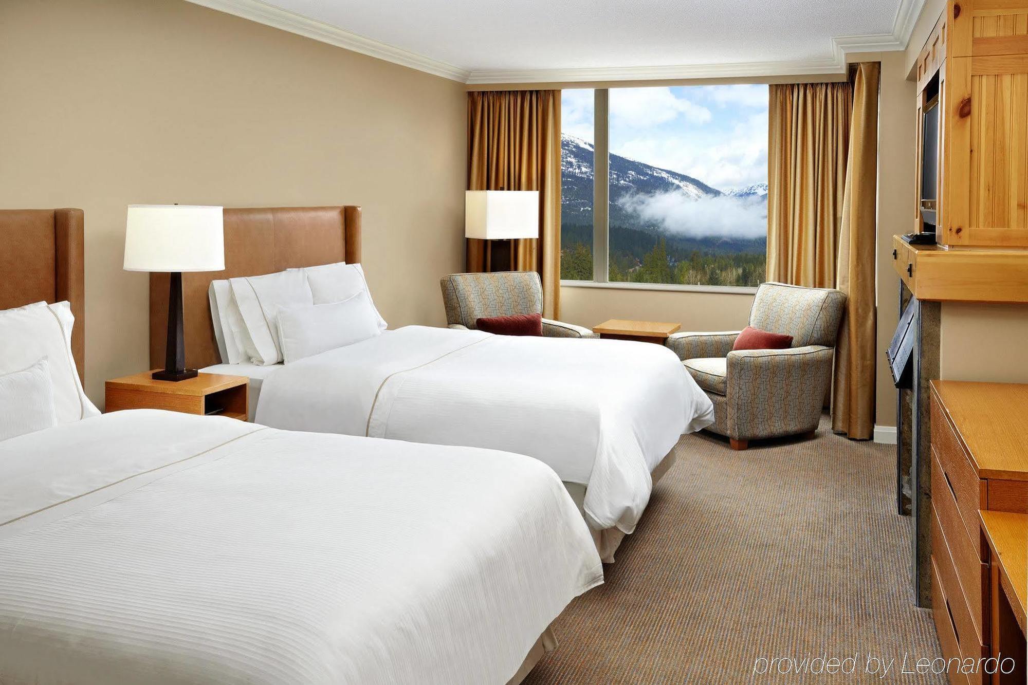 The Westin By Latour Aparthotel Whistler Bagian luar foto